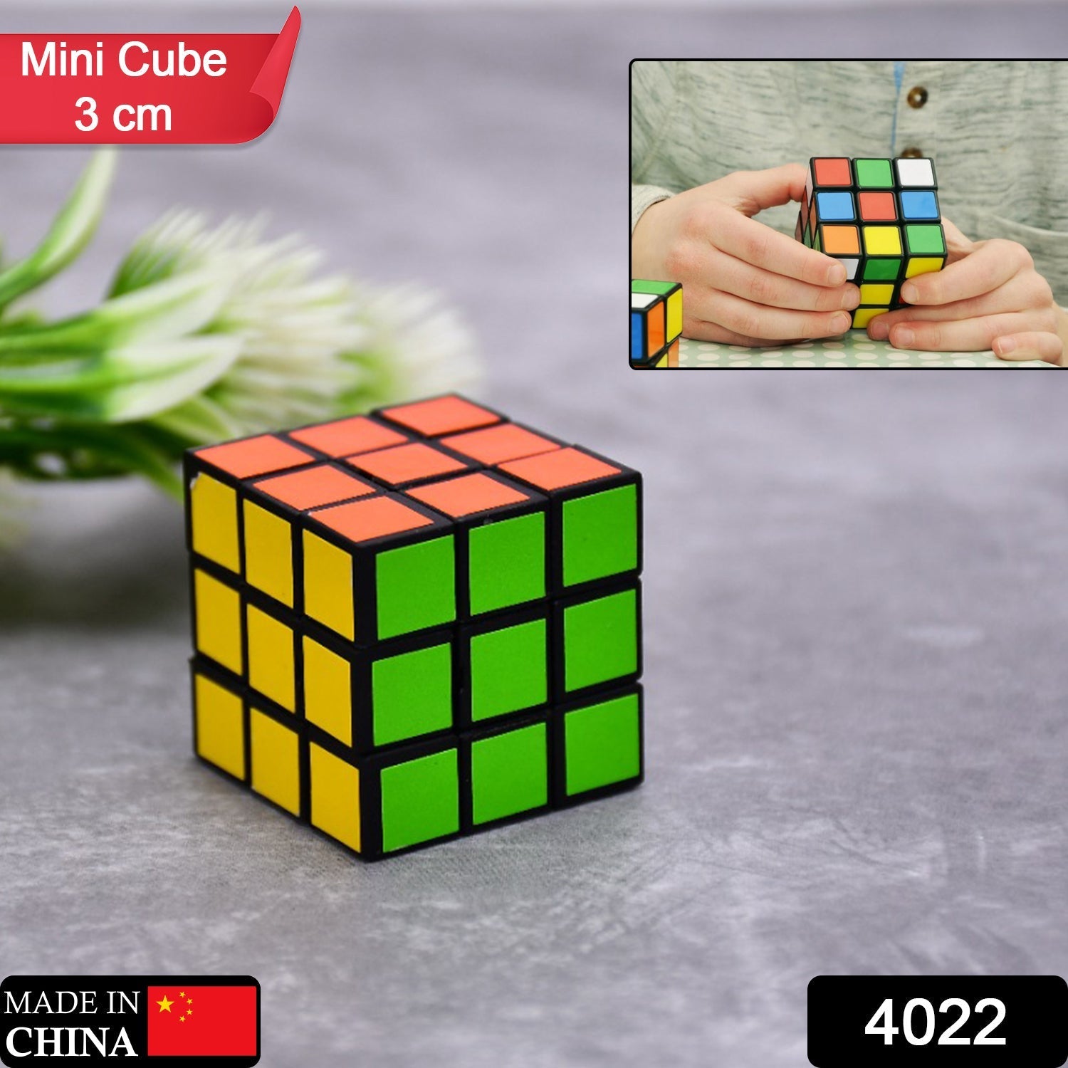 Mini cube puzzle, side view, ideal for kids and birthdays Mini cube puzzle, side view, ideal for kids and birthdays